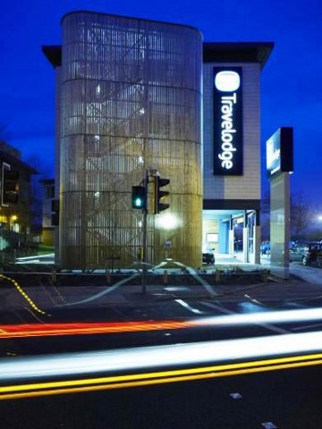 Travelodge Borehamwood, Exterior