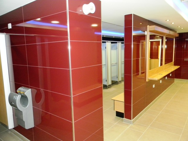 One Leisure, St. Neots - Female Changing Room5