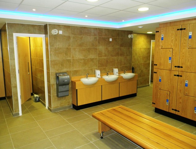 One Leisure, St. Neots - Male Changing Room
