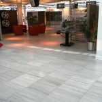 MBUK - Main showroom floor into meeting area